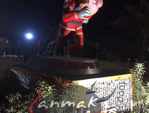 pembuatan-patung-maskot-berciri khas daerah
