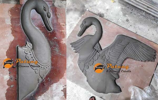 model patung angsa