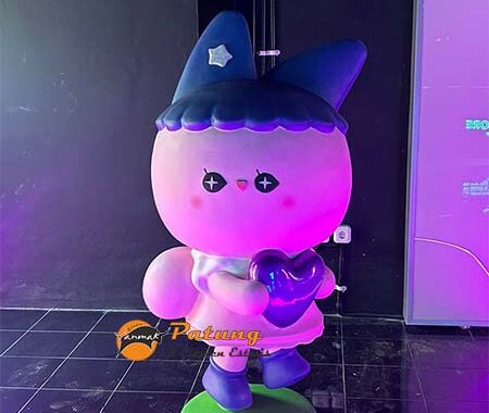 patung maskot