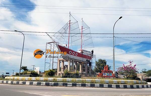 proses pembuatan kapal selesai